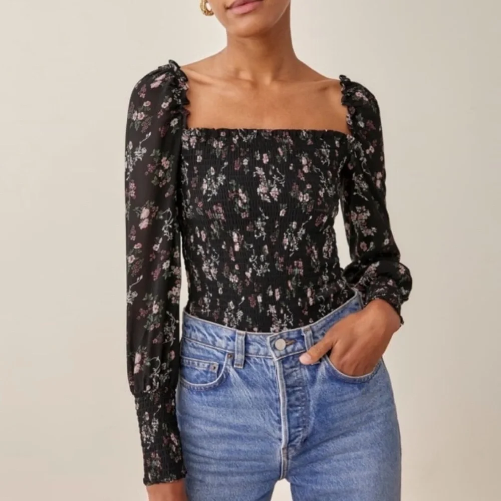 REFORMATION Jolene Smocked Long Sleeve Floral Top Pinto Black Floral XS